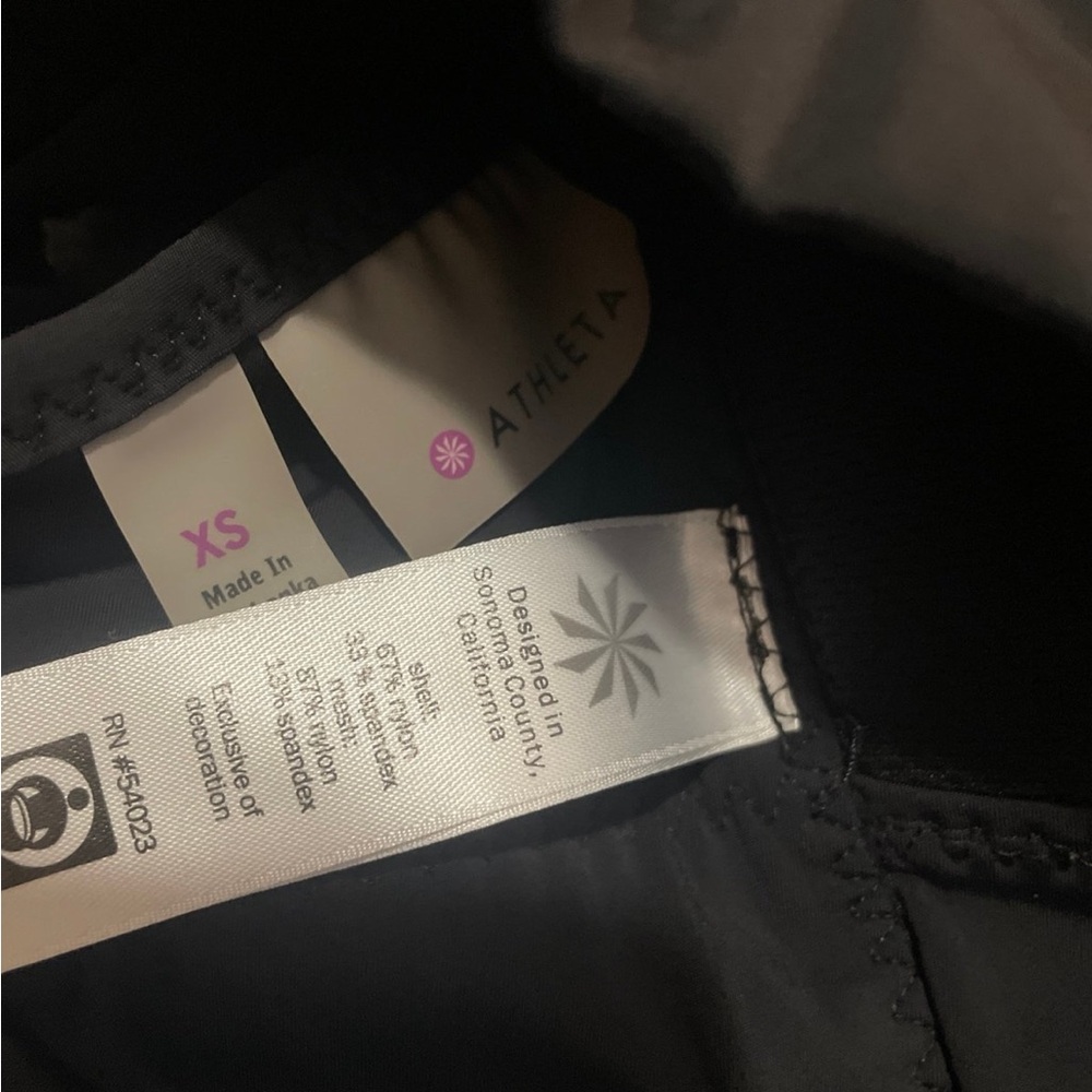 Athleta - Picture 2 of 3